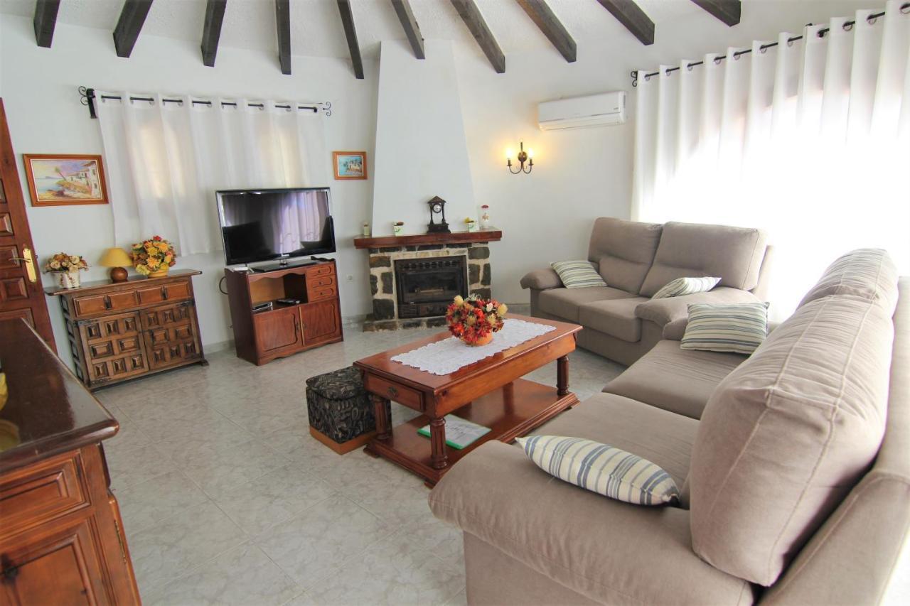 Acan0306 Villa Calp